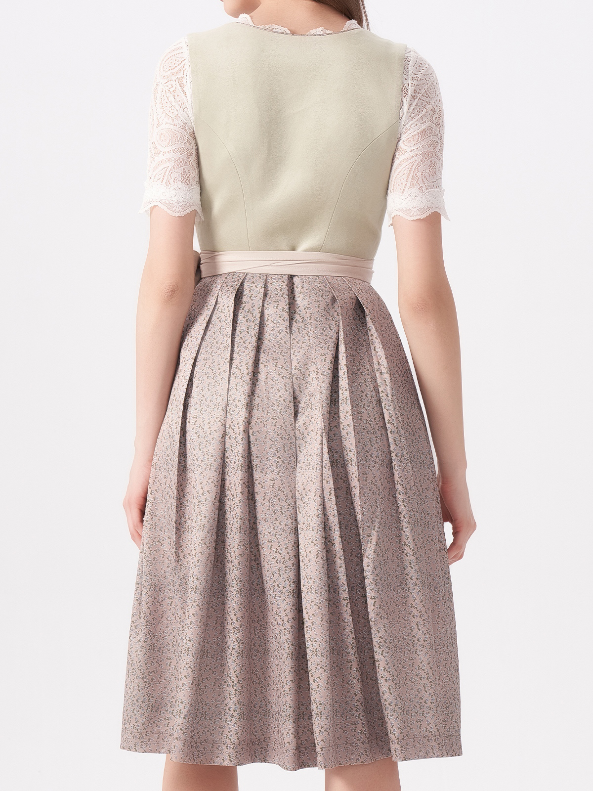 Modernes Dirndl in Grün