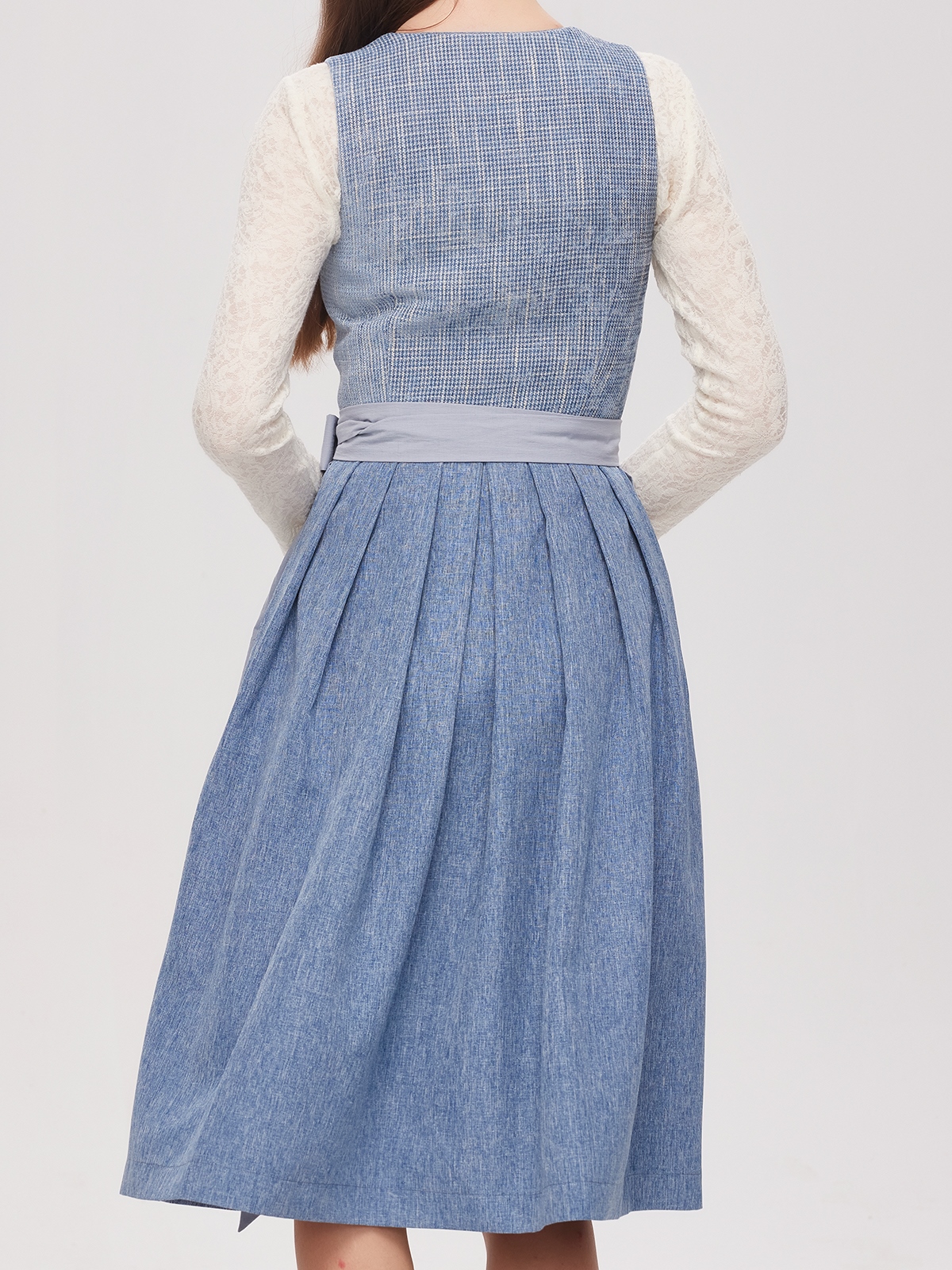 Ehreer Dirndl in Blau