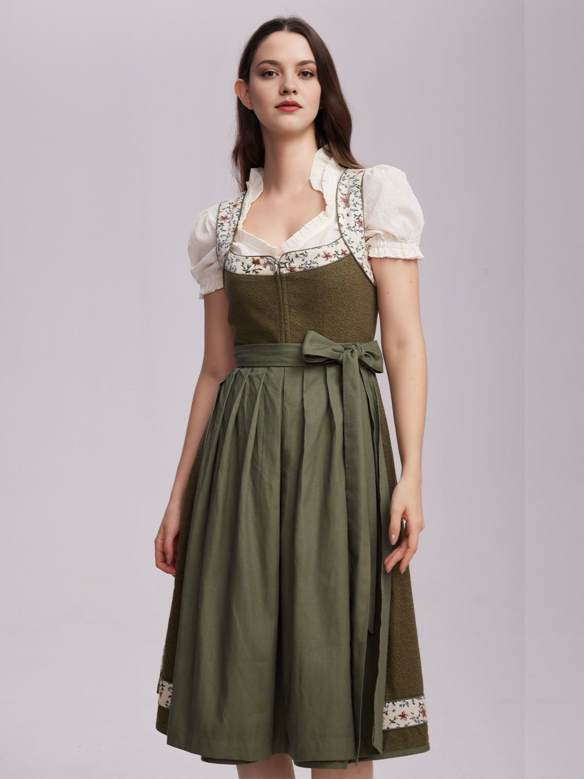 Dirndl in Grün