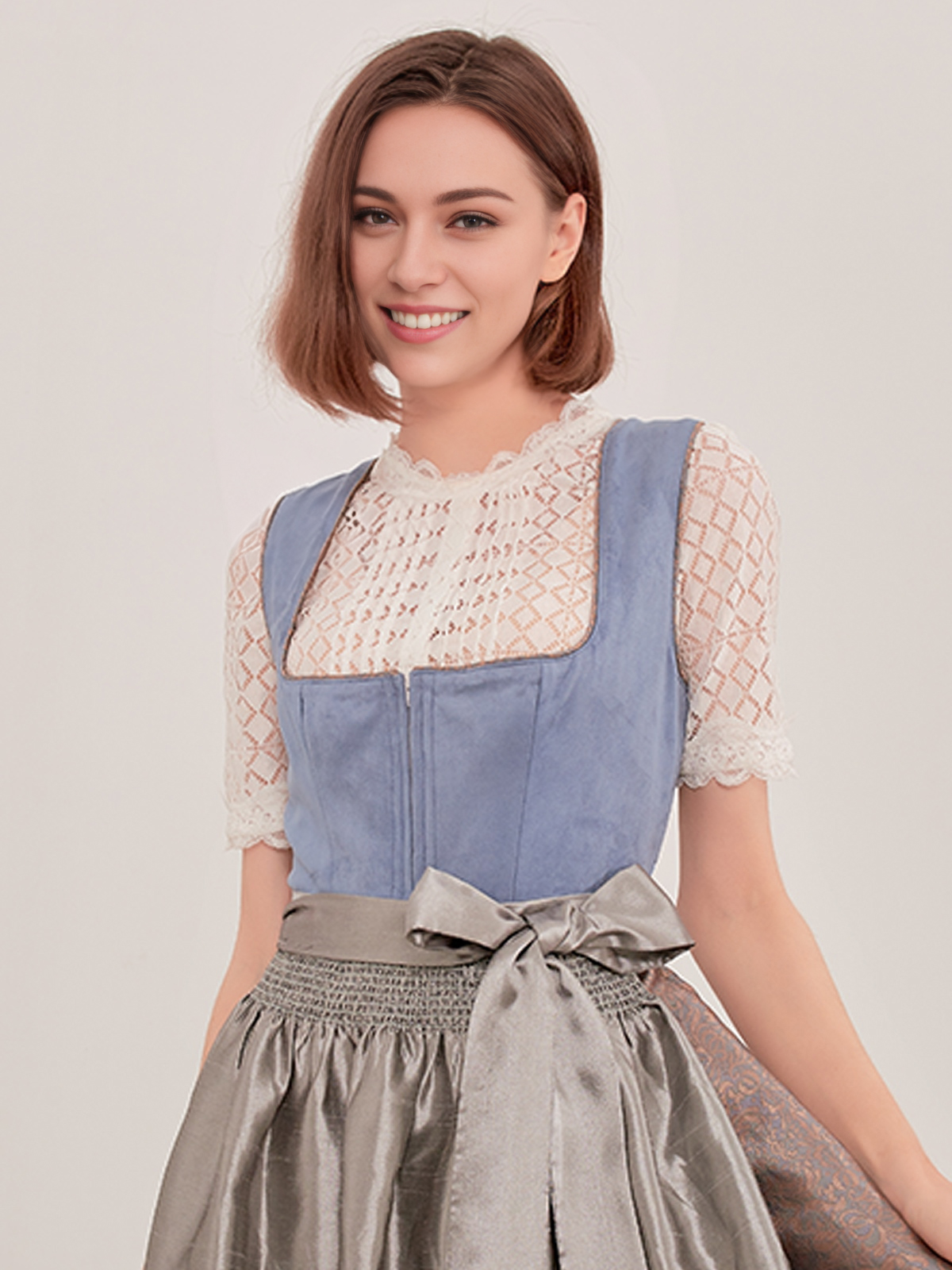 Einfarbiges Dirndl in Blau