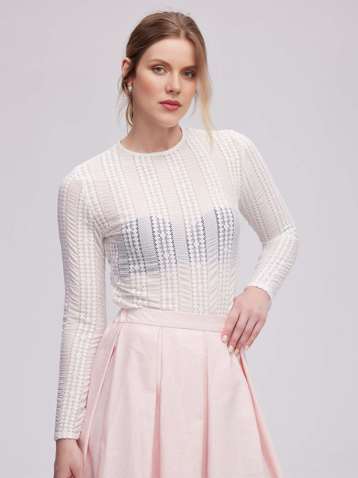 Dirndl Samt Gelb – Eleganz und Lebensfreude vereint