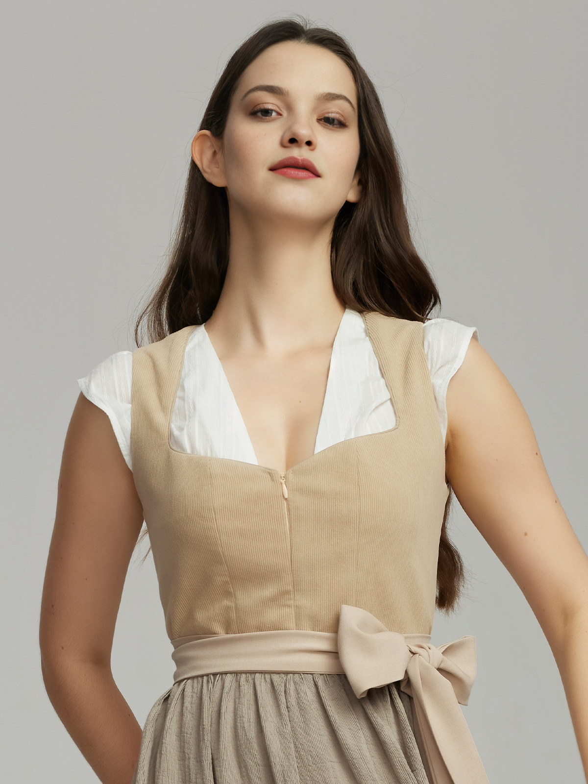 Dirndl Braun Blau – Elegantes Design für festliche Anlässe