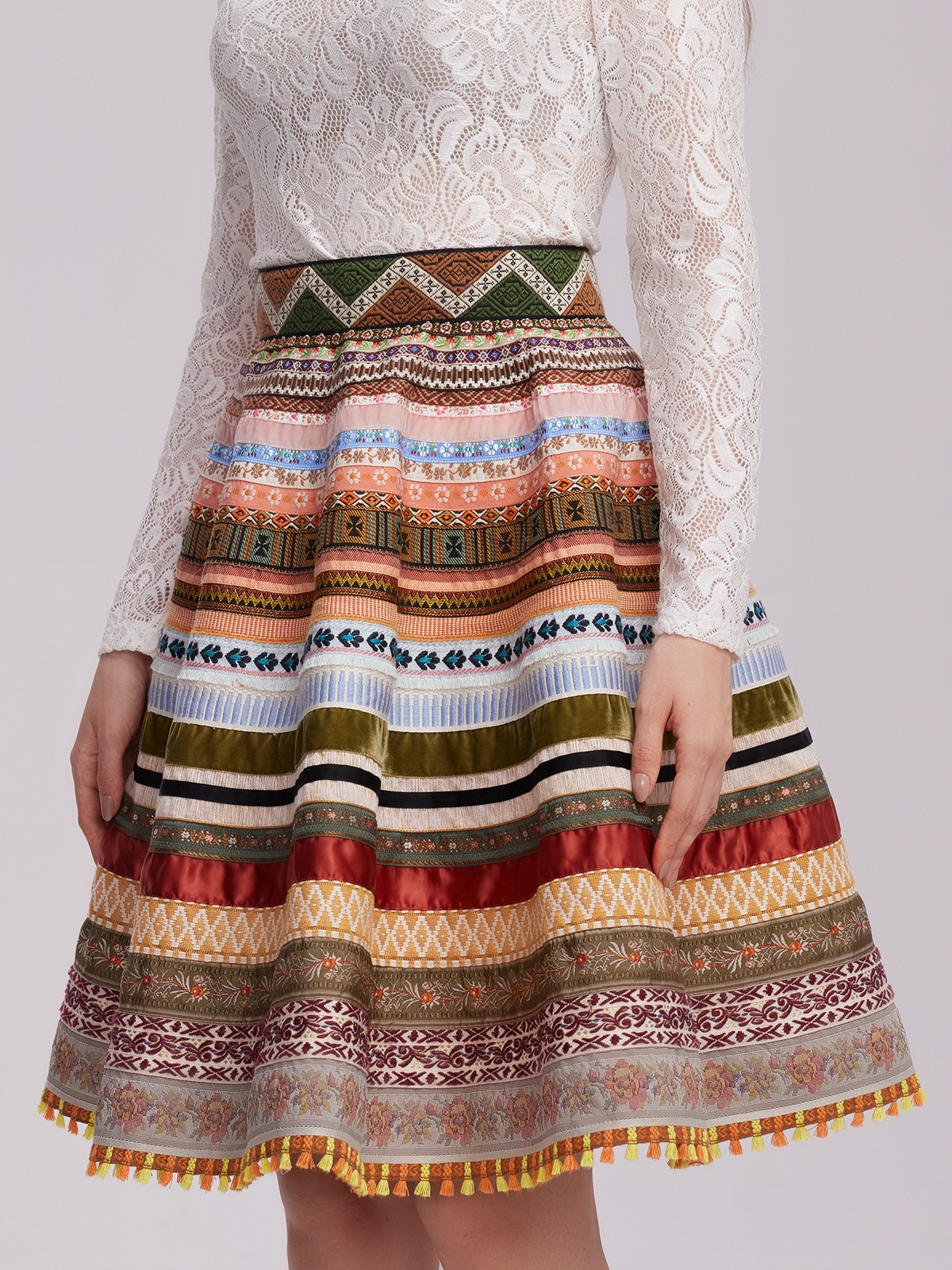 Braunes Dirndl mit modernem Schnitt