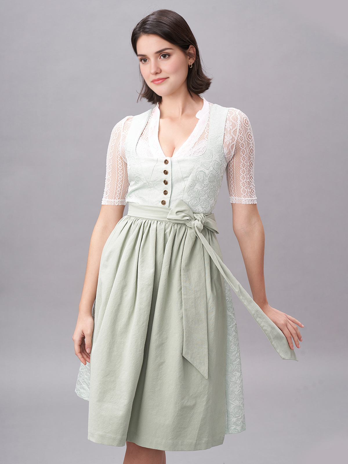 Modernes Dirndl in Grün – perfekt für den Alltag